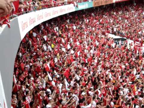 "Colorado Até Morrer" Barra: Guarda Popular &bull; Club: Internacional