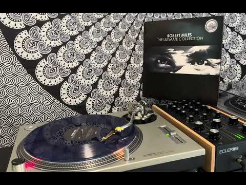 Robert Miles - Fantasya (feat Fiorella Quinn)