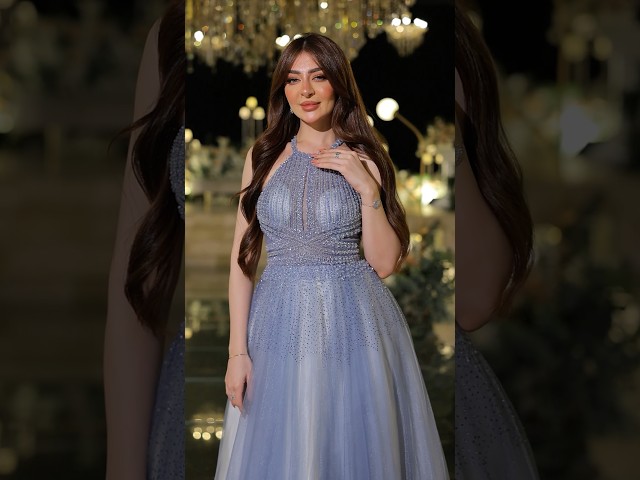 فستان أزرق سماوي بتطريز فاخر ولمسة ملكية