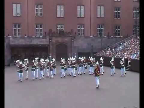 02   Basel Tattoo 2013   Royal Corps of Musicians   Tonga