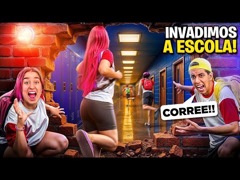 PASSAMOS POR ALUNOS E INVADIMOS UMA ESCOLA *Fomos pegos ?