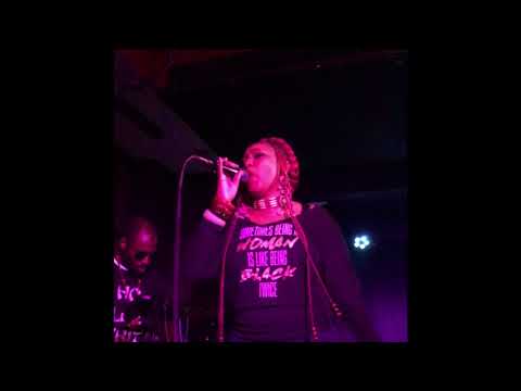 Maimouna Youssef Live