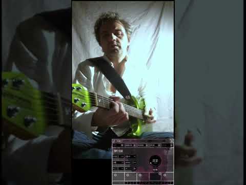 Improvisation with #biasfx2 #hendrix  and flux fx by #Adrien belew .