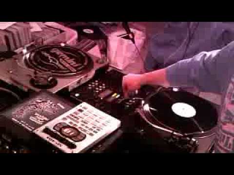 Dub Me Crazy Radio Show 01 by Legal Shot - 08 NOV 2011 Pt.  1 - LA PREMIÈRE