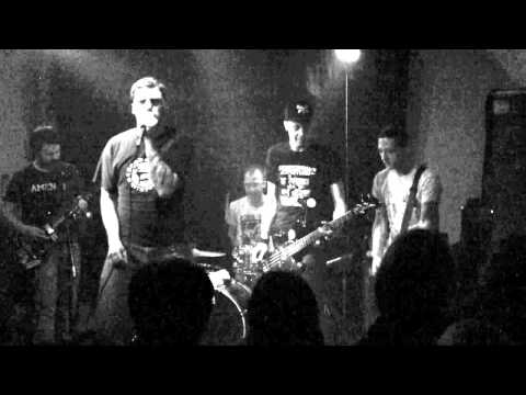 KAPUT KRAUTS live im Venster99 (13.04.2014) (1/4)