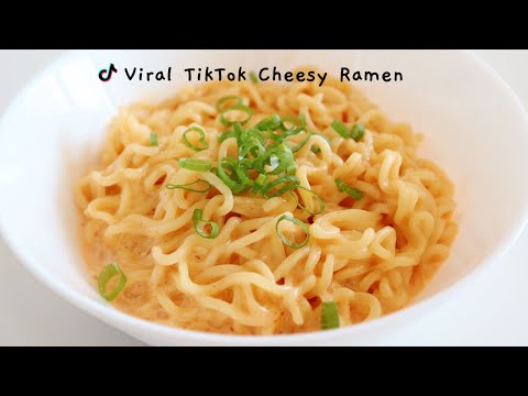 VIRAL TIKTOK CHEESY RAMEN | NEW WAY TO EAT RAMEN!