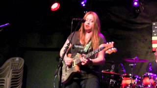 ''FAR AND IN BETWEEN'' - SHANNON CURFMAN BAND,  sept 2014