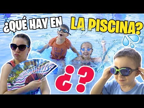 ¿Que hay EN LA PISCINA? 🏊 // Familukis