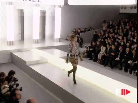 "Chanel" Autumn Winter 2003 2004 Paris 3 of 5 Pret a Porter Woman by FashionChannel