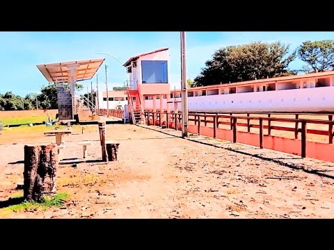 GRANDE PARQUE MUNICIPAL DE VAQUEJADA DE DIVINÓPOLIS DE GOIÁS 