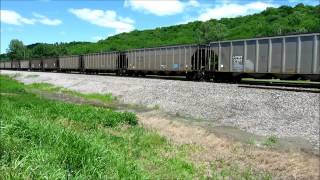 preview picture of video 'BNSF ES44AC no. 6357 and SD70 ACe  no. 9143 south of Rushville, Missouri'