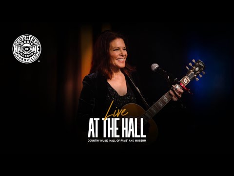 Rosanne Cash Performs "Seven Year Ache" at the Country Music Hall of Fame and Museum • 2025