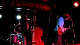 Amy LaVere plays - Washing Machine - at the Roadhouse
