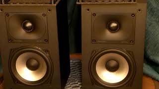 Video thumbnail for Polk Monitor XT15 Bookshelf review The sound is a Pleasure by Viewfrommydesktop