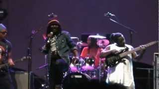 Alpha Blondy-Rasta Bourgeois(Live in La Reunion) Oct 07th 12