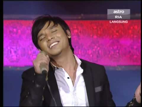Azri - Sungai Lui @ Konsert AF9 Minggu ke-5