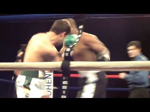 2 round MICHAEL OLIVEIRA VS XAVIER TOLIVER