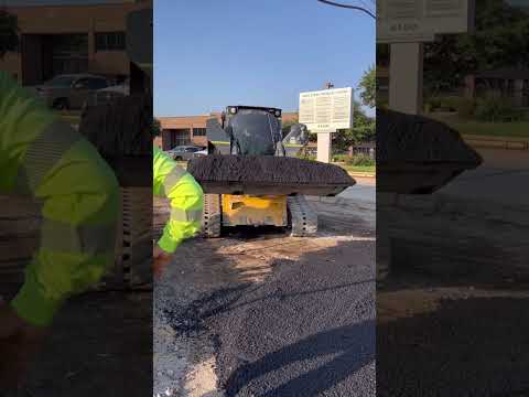 When the boss kicks the operator out… #satisfying