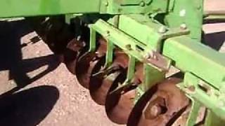 preview picture of video 'MOV09427 Rastra John Deere 36 Discos de 16 $3,000 Dlls.'