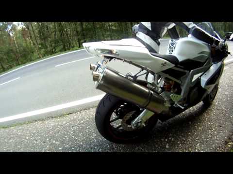 Aprilia RSV 1000-Toni-Thunder.