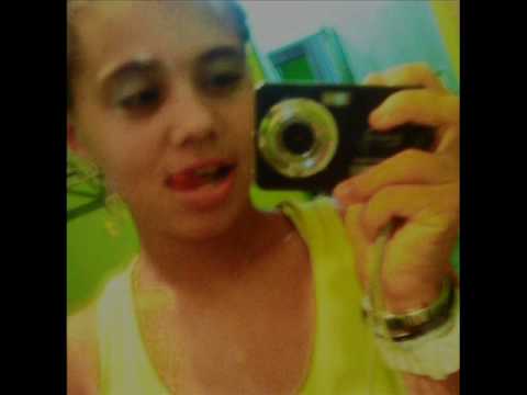 Mc VITINHO, BONDE DAS TIPO RAINHA [AS IRRITANTE'S]