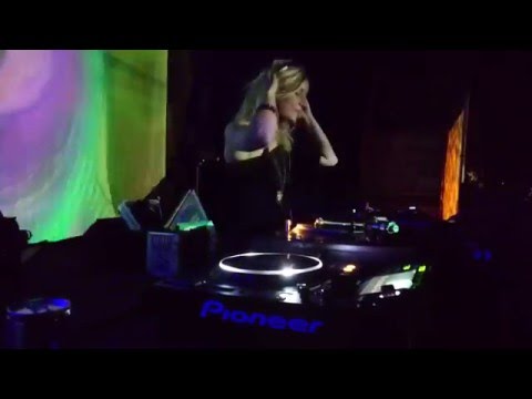 Djane Gaby Christmas oldschool vinyl set / Slovenia 2015