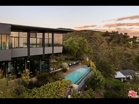 1406 1/2 N. Kenter Avenue | Brentwood, CA - The Agency