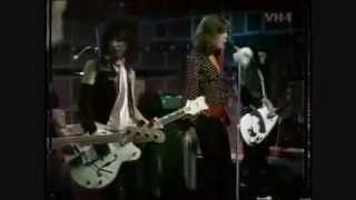 New York Dolls   Looking For A Kiss