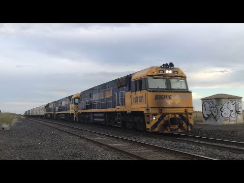 Diverted 7SP4 Pacific National with NR101 NR32 NR78 at Gheringhap heading to Perth 10/12/2022