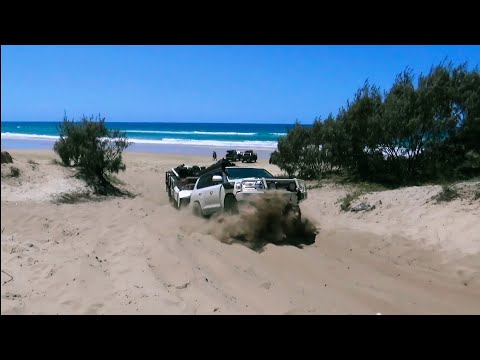 FRASER ISLAND! WELCOME TO NGKALA !!!