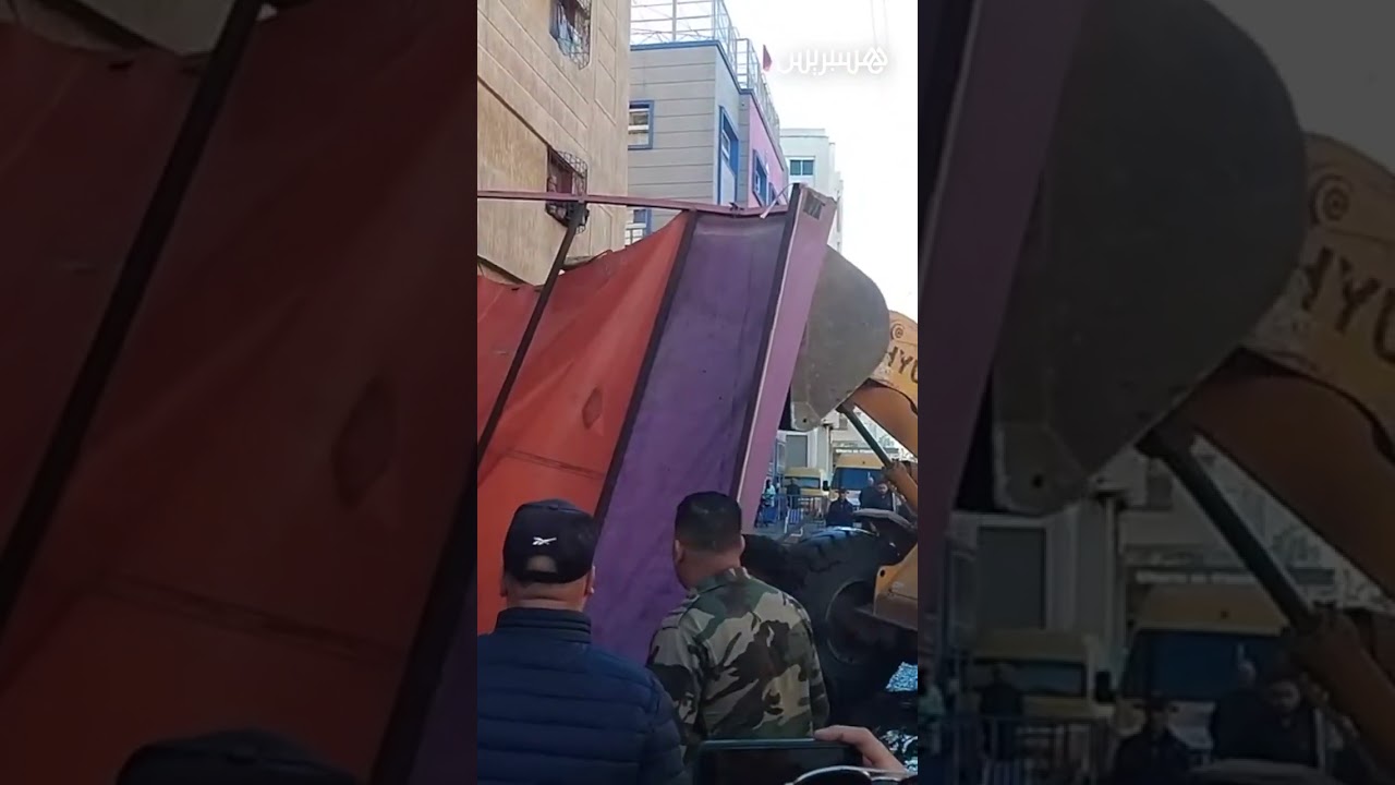 تطبيقا للقانون   السلطات تتصدى لمحتلي الملك العمومي في سيدي مومن بالبيضاء thumbnail