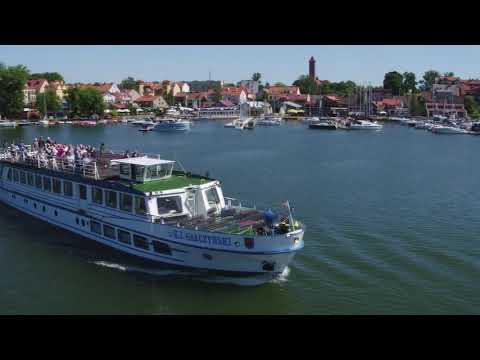 Wideo - Rejsy statkami z Mikołajek - YouTube