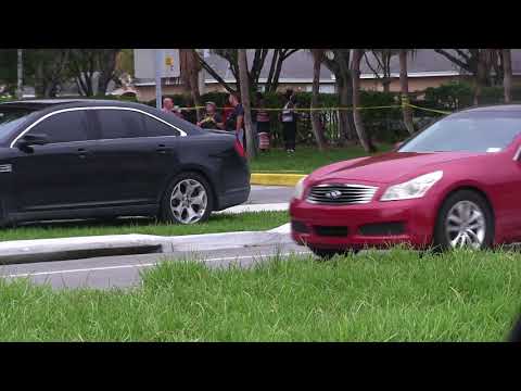 I just arrived on the scene of Miami dade robbery scene and my brother call, bad timing.