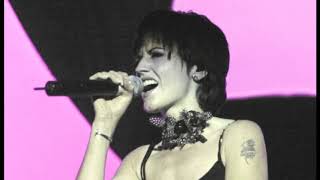 the Cranberries  &quot; go your own way &quot;