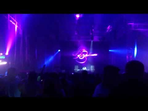 Julio bashmore at creamfields 2013