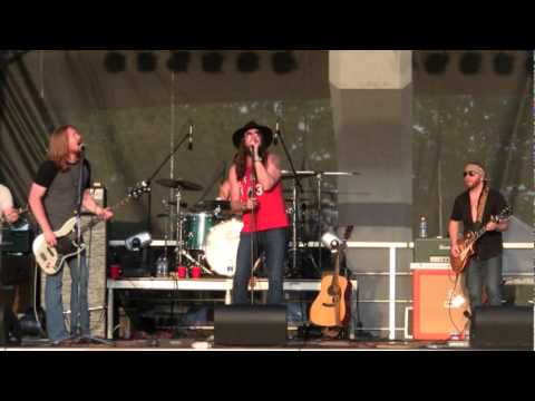 Zach Williams & the Reformation - PO Box & a Post Card @ Little Rock  5-7-11