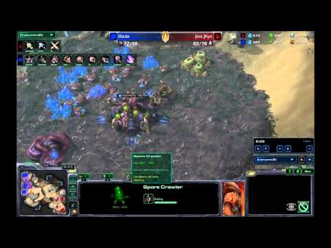 Zerg vs Protoss swarmhost aggression and fighting colossi/voidray