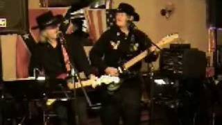 KANYON Country Music Duo-On The Road Again