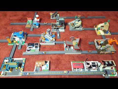 Micro Machines Hiways & Byways Collection with Street Corners City by Galoob Toys