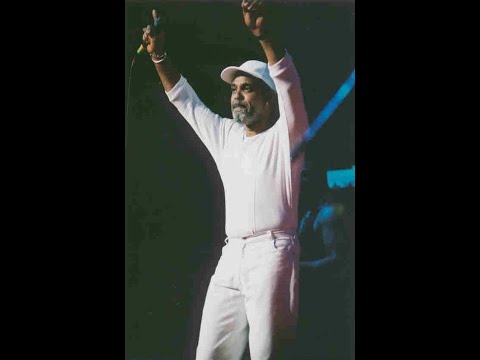 Maze featuring Frankie Beverly (Part2 - Jacobs Pavilion)