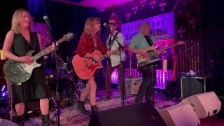 Continental Drifters - Na Na @ Chickie Wah Wah, New Orleans, 07 May 2023