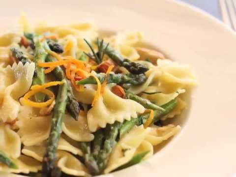 Italian Farfalle Pasta and Asparagus Zest Salad Recipe!