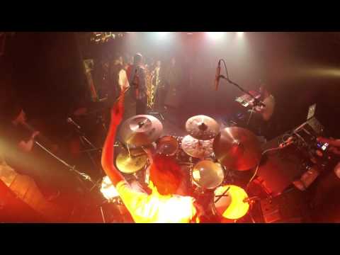 LOOP THERAPY feat BASSI MAESTRO LIVE FULL