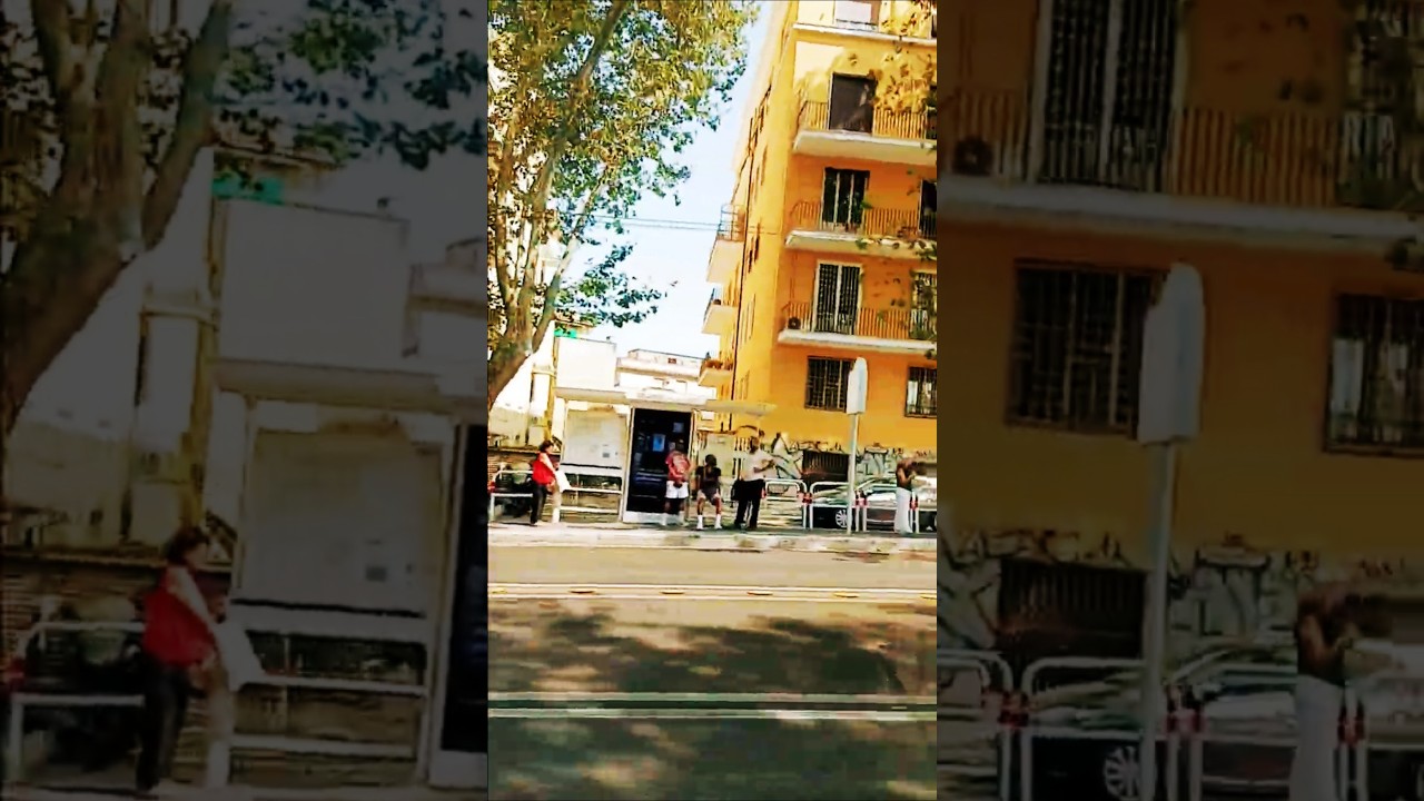 Tutto si sta fermando a causa del caldo intenso, Rome.#travel #explore #hit #youtubeshorts