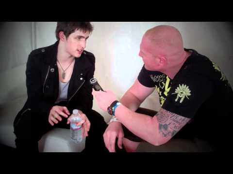 Porter Robinson Thru The Vine Electric Zoo 2011 Interview