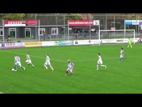 07-11-2015 ; VV Kloetinge D1 - VV Steenbergen D1 ; eerste helft vanaf 1-1 stand