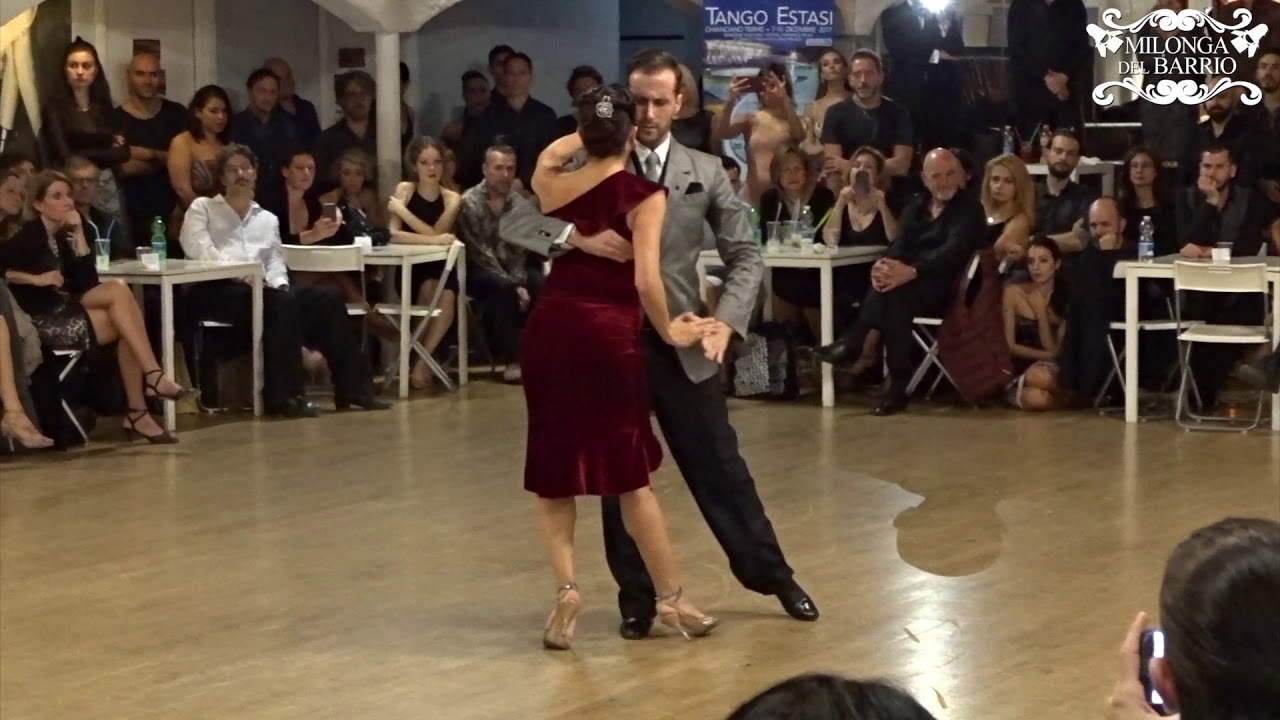 Facundo Piñero e Vanesa VIllalba • Milonga del Barrio • 18/11/2017 • Video 3 di 4