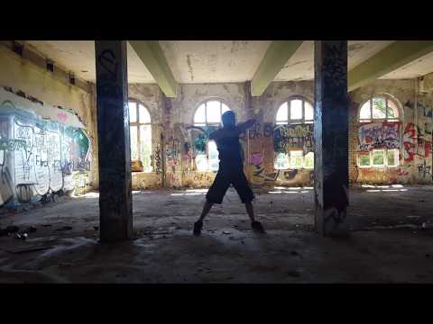 Industrial Dance to Faderhead - Home of the Creeps