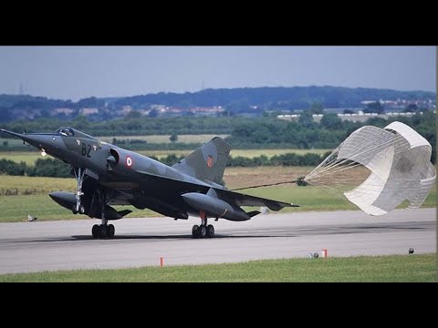 Французский стратегический бомбардировщик Mirage IV