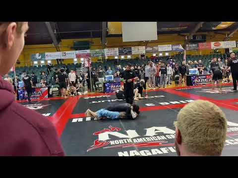 João Oliveira (Pantera House/Firehouse Jiu-Jitsu) vs Dominic Blanco (10th Planet Montreal) : Round 2
